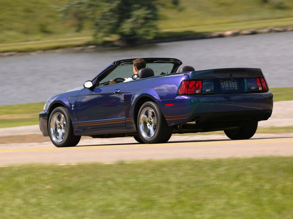 2004-Ford-SVT-Mustang-Cobra-Mystichrome-RA-1024x768.webp
