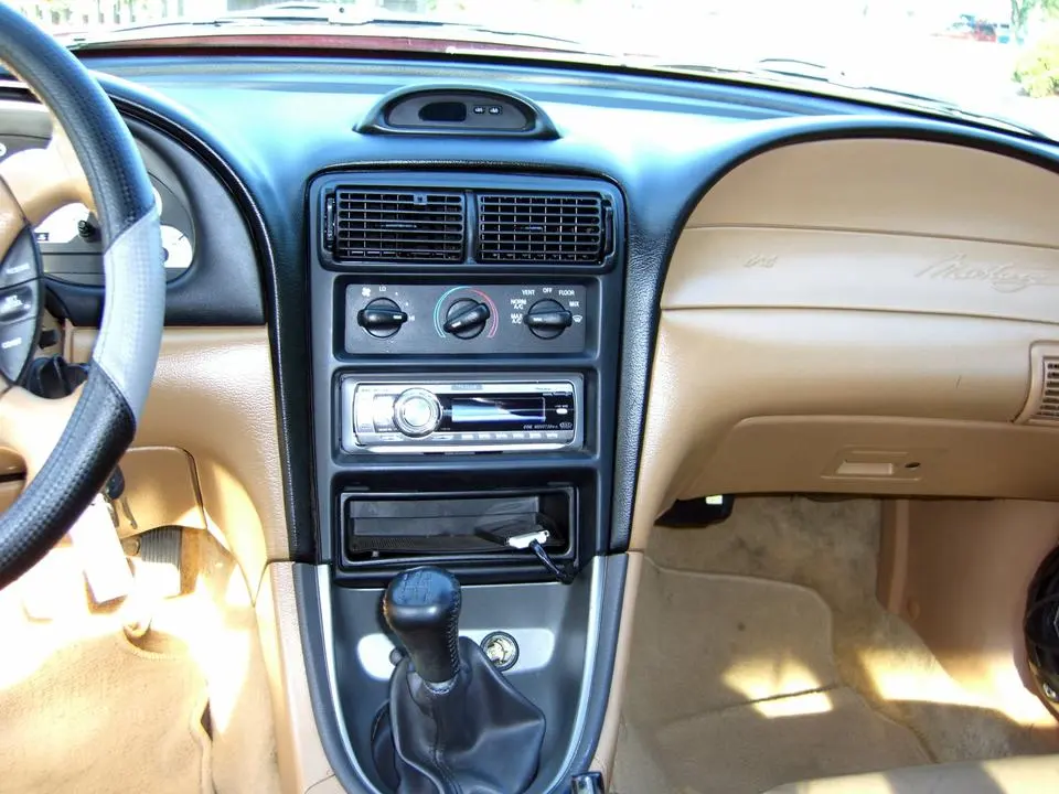 2006-05-03-MustangGT0271.webp