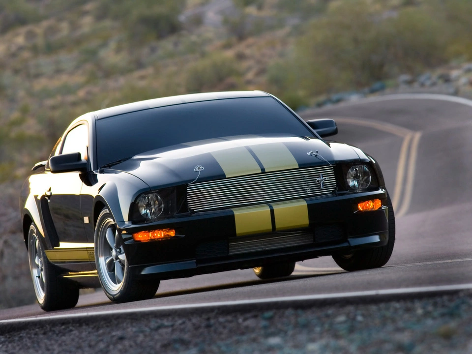 2006-Ford-Shelby-GT-H-FA-Road-1280x960.webp