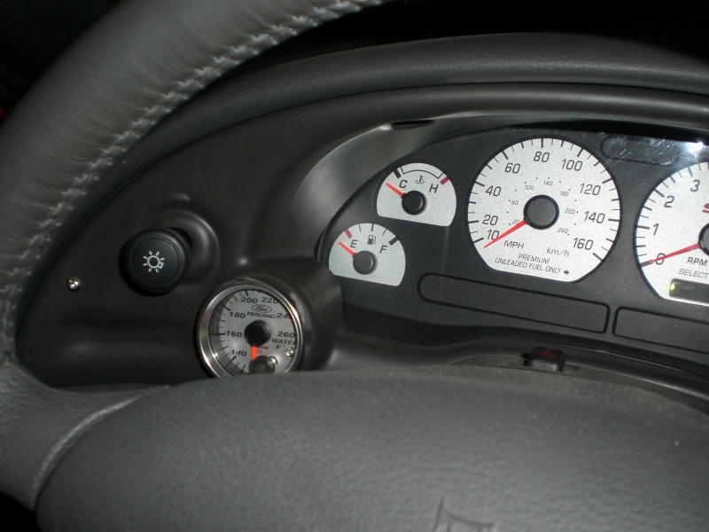 2007-0207_Cobra_ECT-800.webp