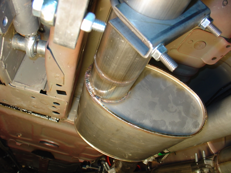 2007-0502-CobraTailpipes20-800.webp