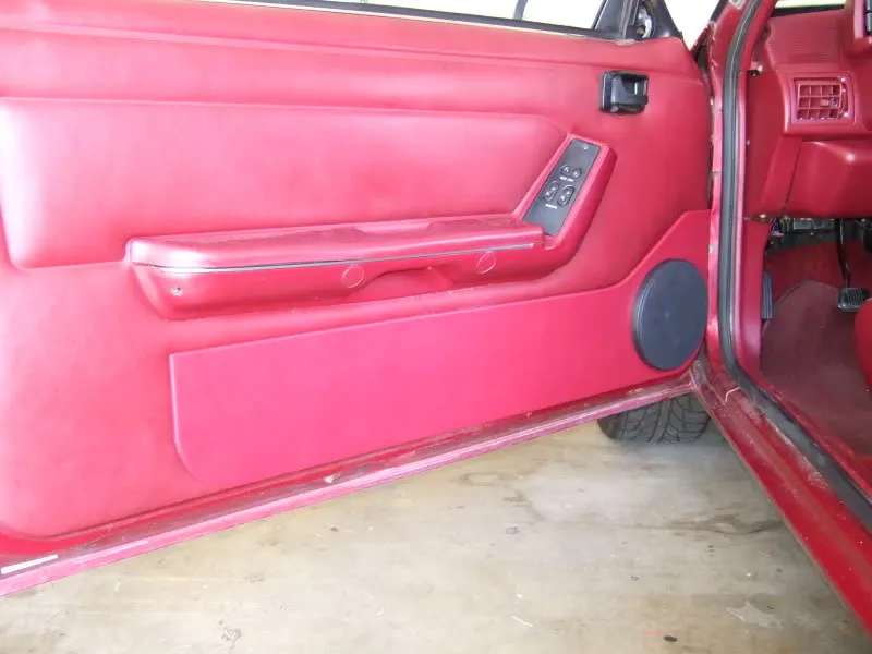 2007_0611foxbodystereo0015.webp