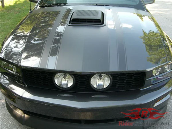 2007_Boss_Grey_Black.webp