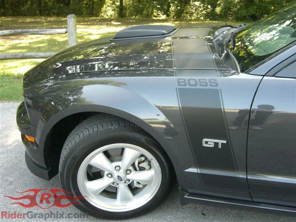 2007_Boss_Grey_Black2.webp
