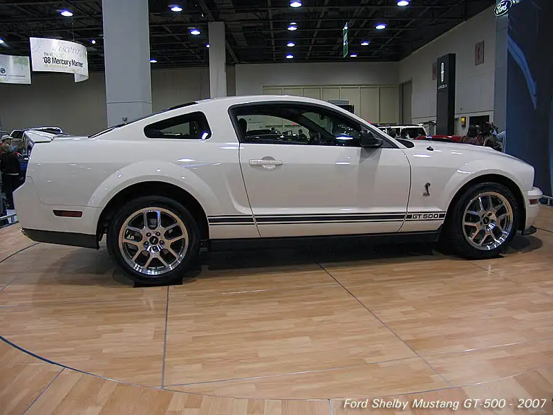 2007_Ford_Shelby_Mustang_GT-500_sid.webp