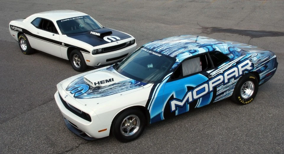 2009%20Dodge%20Challenger%20Drag%20Race%20Package%201.webp