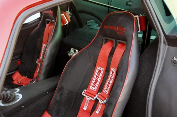 2009-shelby-daytona-coupe-le-mans-edition-interior-588x390.webp