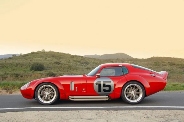 2009-shelby-daytona-coupe-le-mans-edition-side-588x390.webp