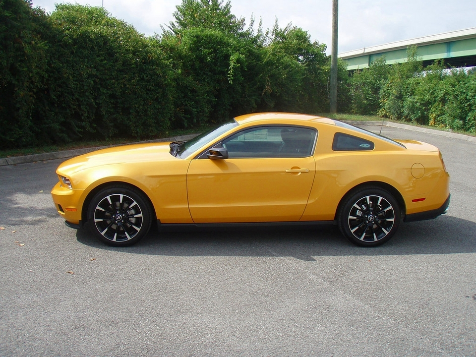 2011_Mustang_V6_Performance_Package_Blaze_Yellow_1.webp