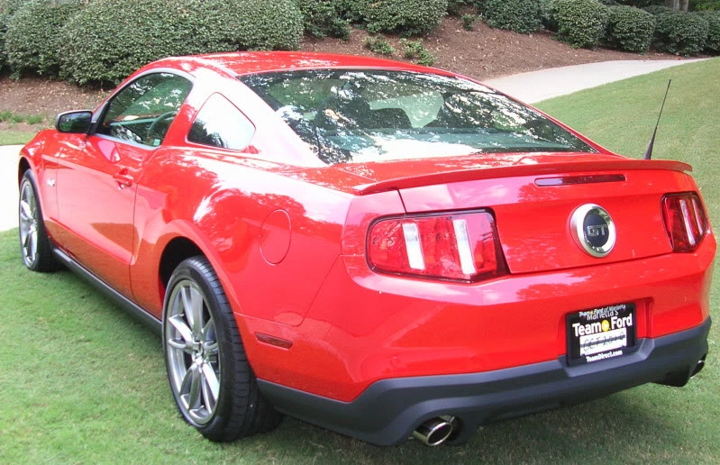 2011Mustangb.webp