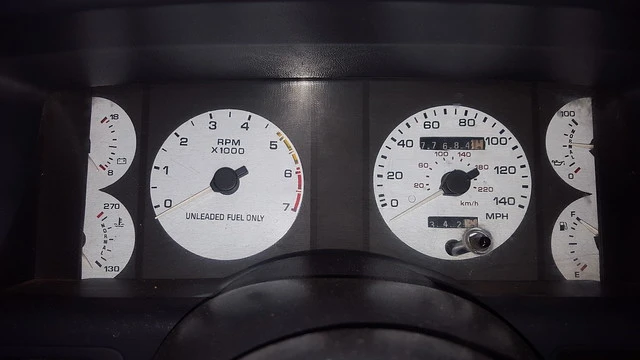 24647408502_693ea08f63_z.jpg