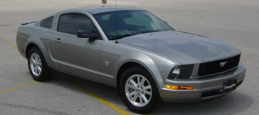 2mustang4.webp