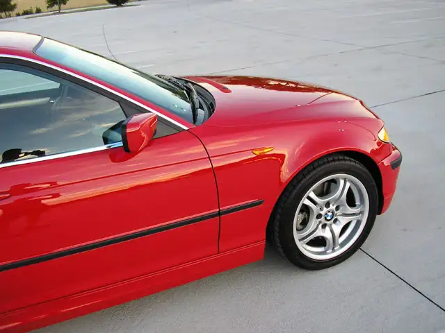 330i_4.webp