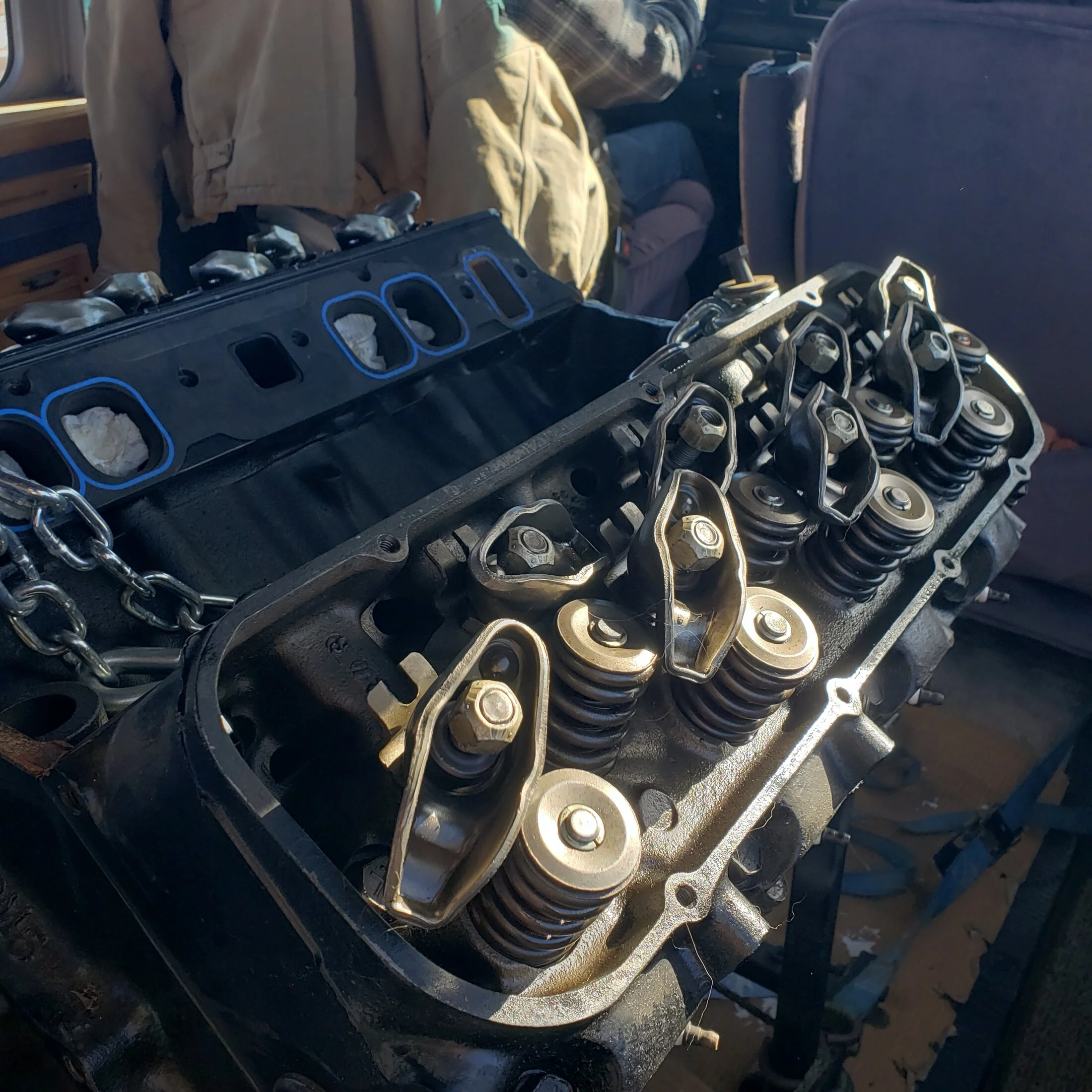 427 chev 2.webp