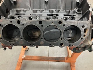 454 Pistons Horiz.webp