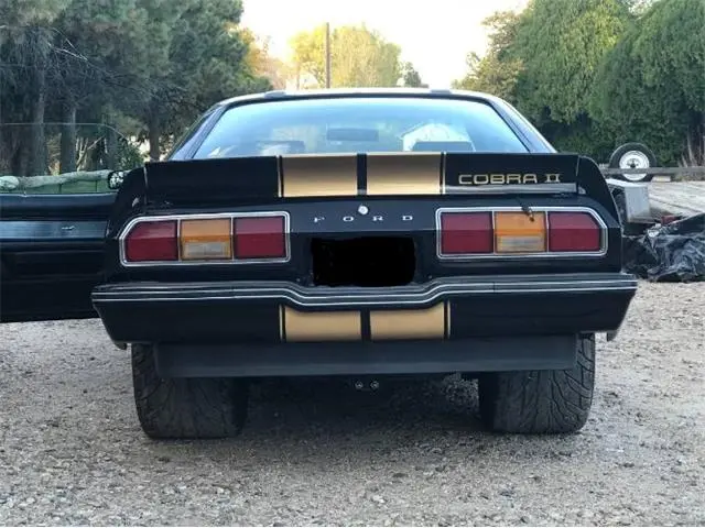 45813850-1977-ford-mustang-thumb.jpg