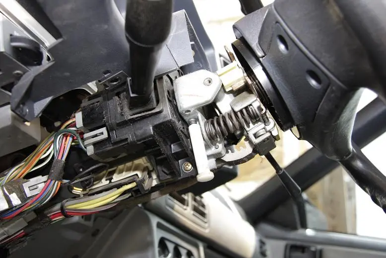 47242d1214943652-1989-mustang-steering-help-_mg_5610.webp