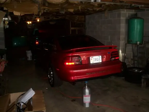 5-18-06nitrousinstall001.webp