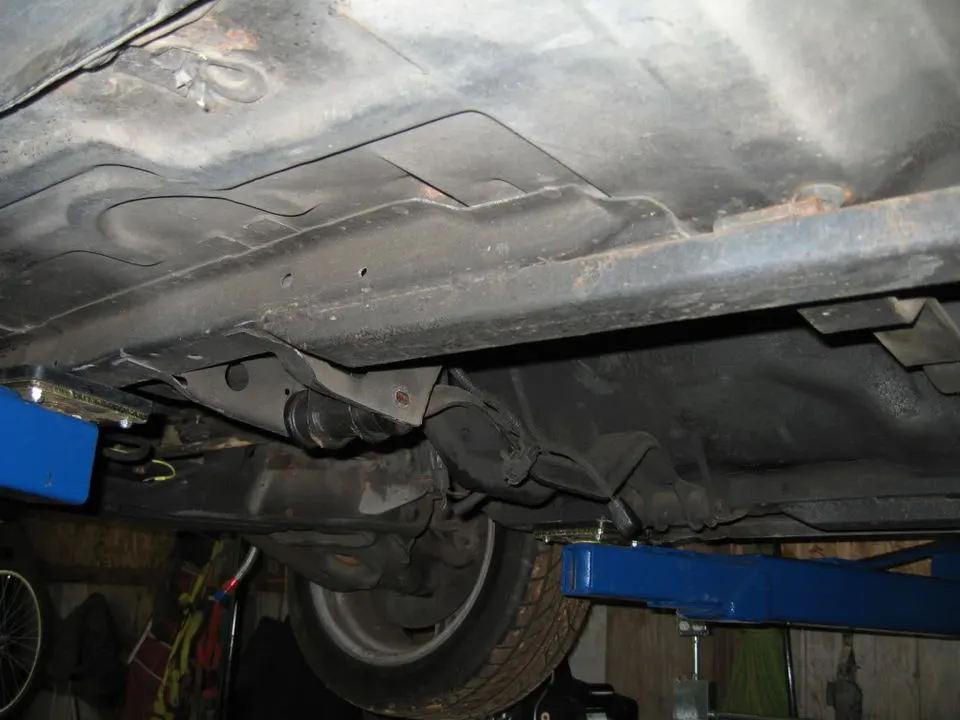 5-4-07LIFTFINISHEDANDMUSTANG018.webp