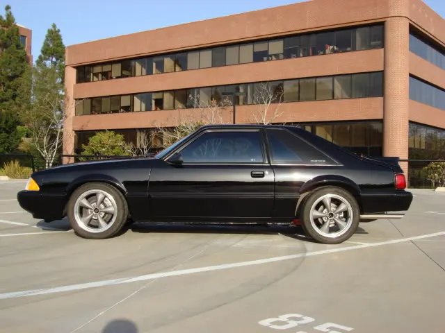 5lug1.webp