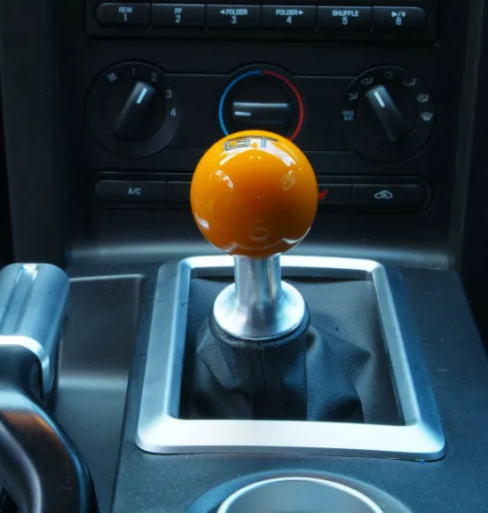 63775d1237052499-installing-new-shift-knob-2005-cons1-1-.webp