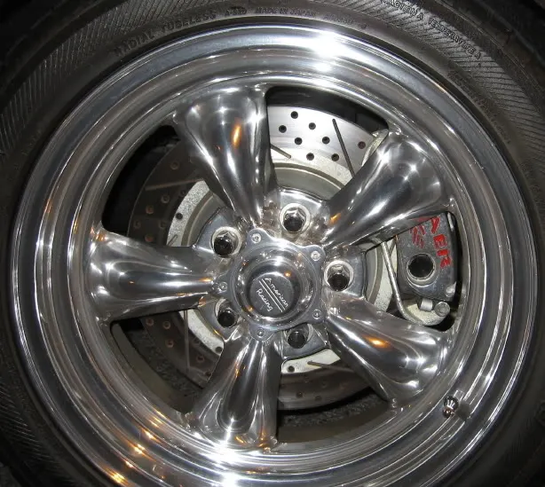 67CamaroWheel.webp