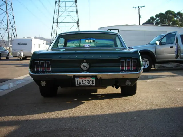 67mustang004.webp