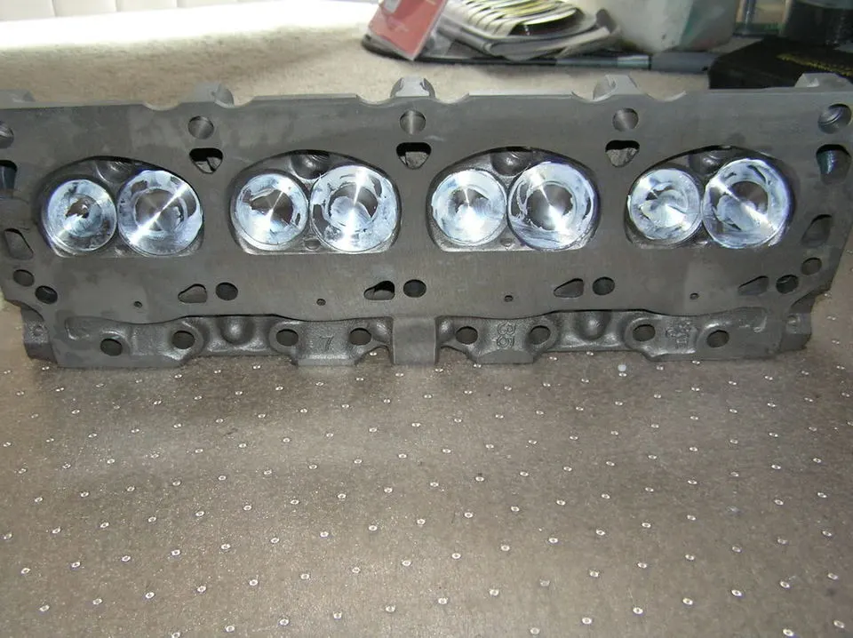 69C9OEHeads.webp