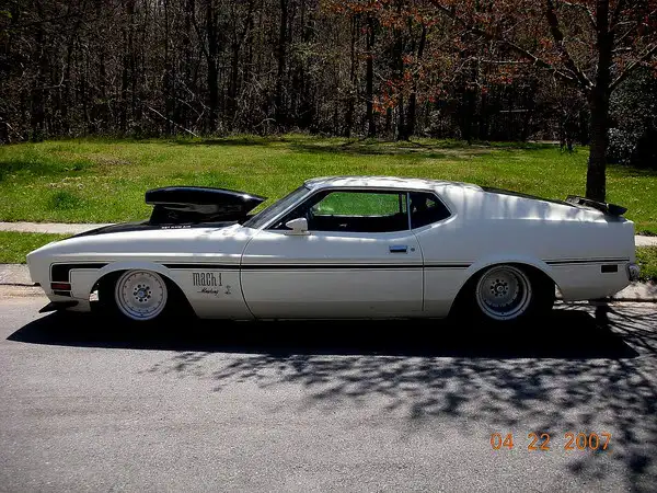 71Mustang_08.webp