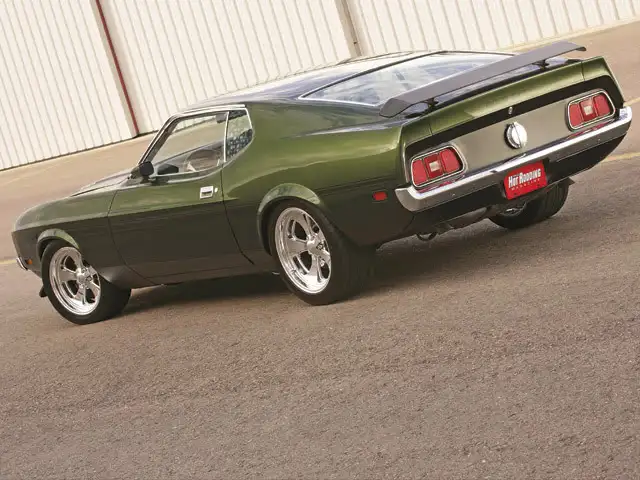 71Mustang_15.webp