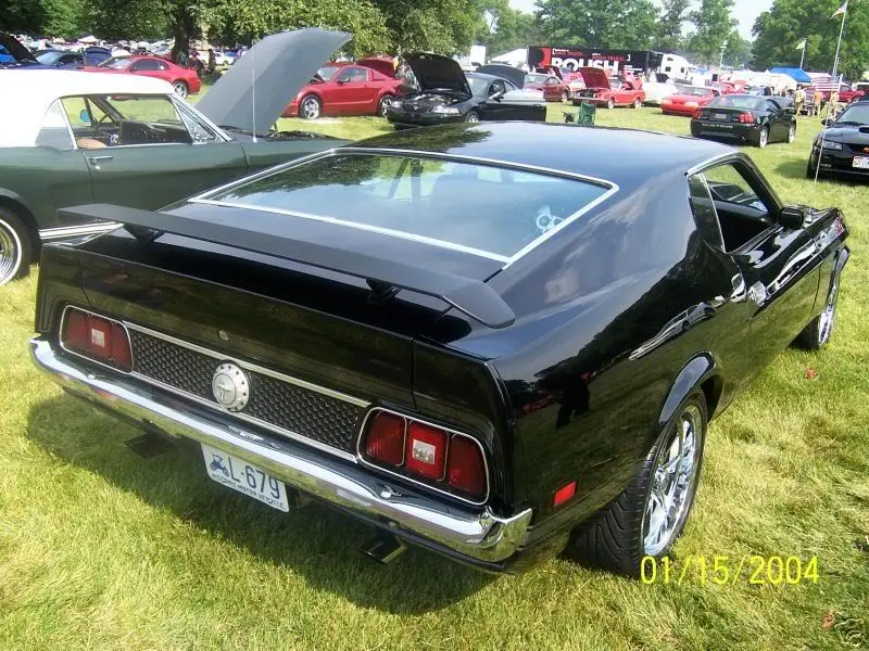 72Mustang-ProTouring_06.webp
