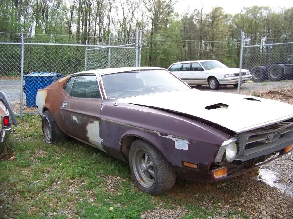 73Mach13quarterft.webp