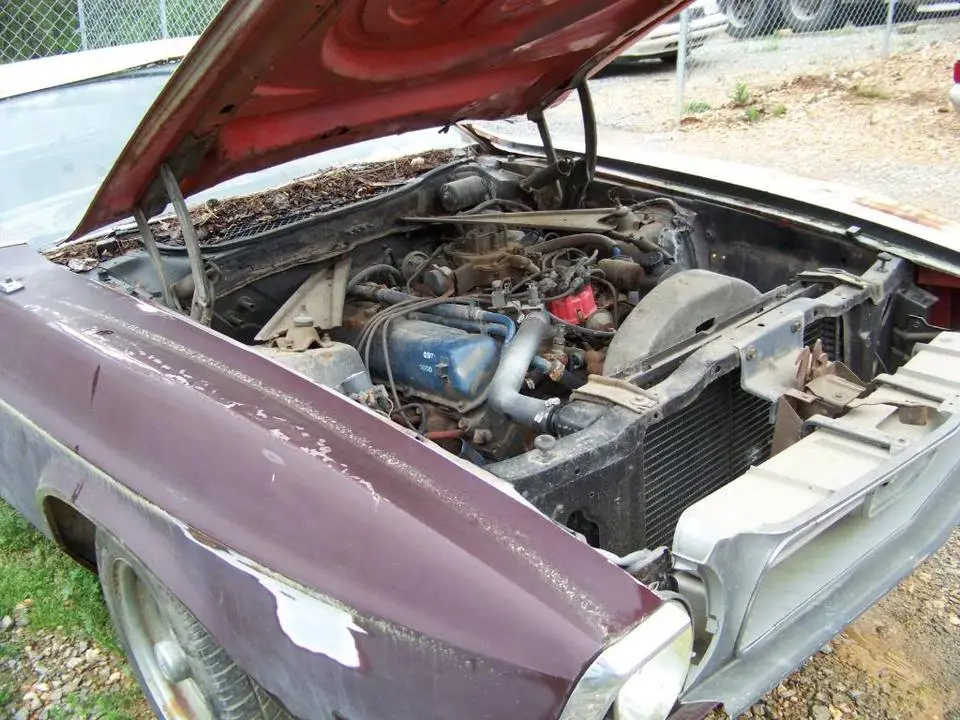 73Mach1rightftenginebay460.webp