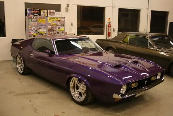 73Mustang_ProTouring_05.webp