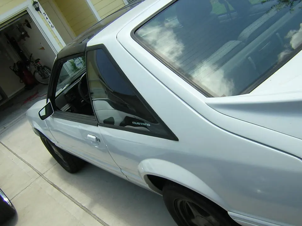 87mustang020.webp