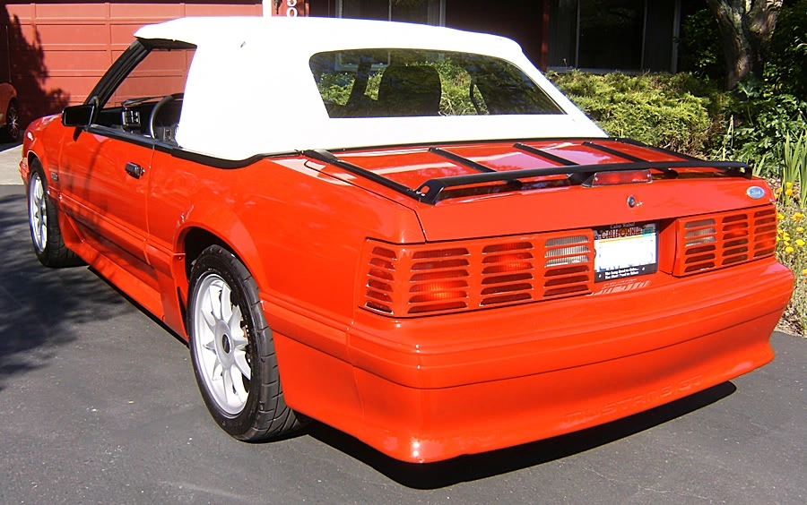 87MustangNewPaint110502.webp