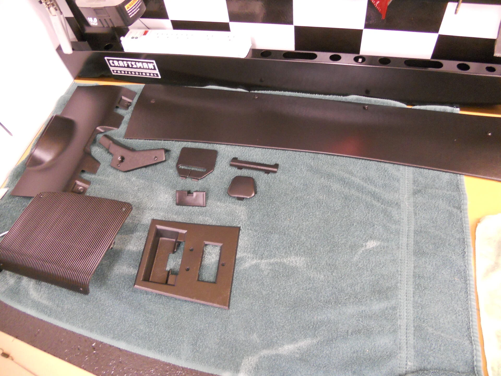 88 T-top Interior (103).webp