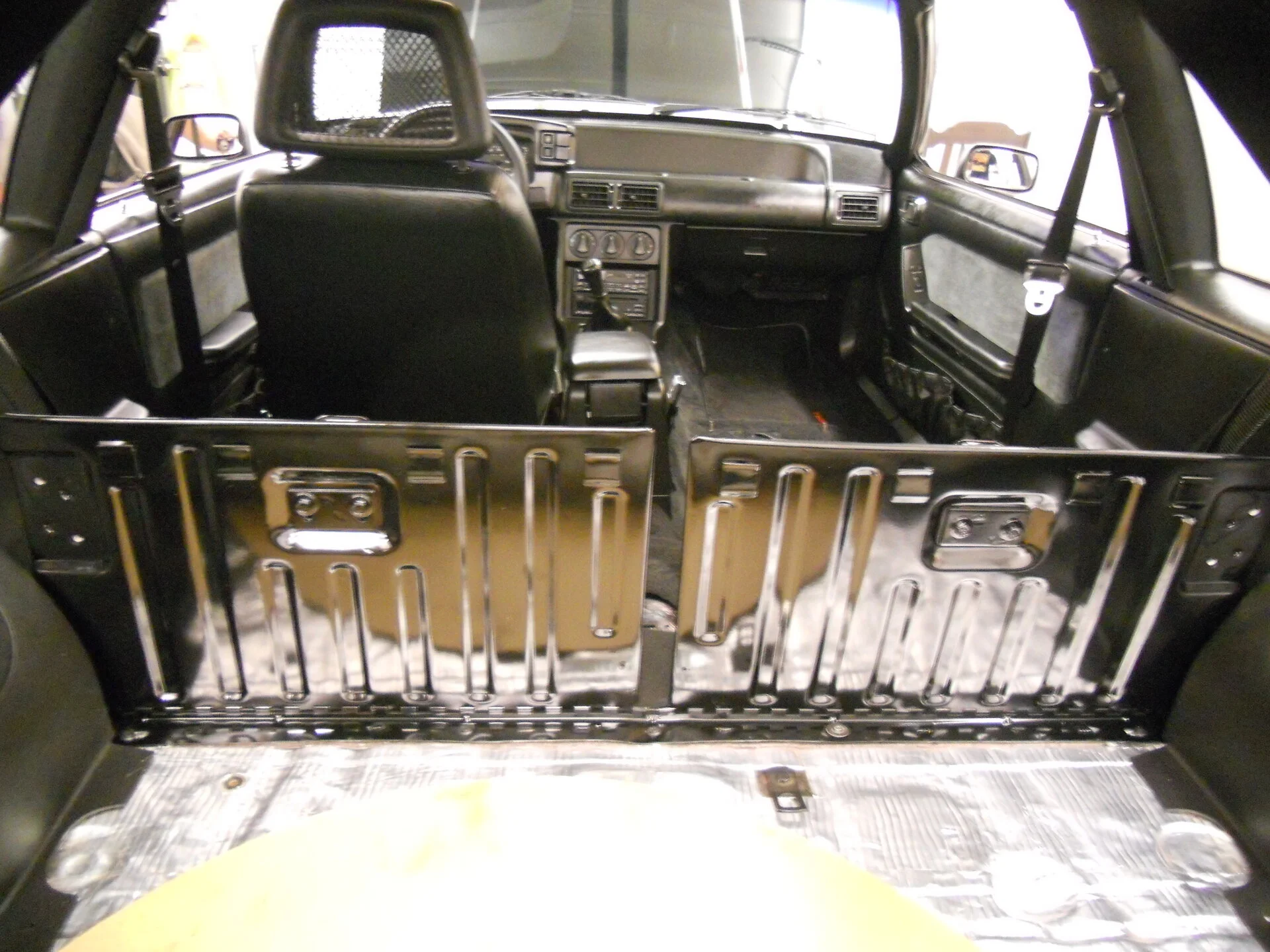 88 T-top Interior (123).webp