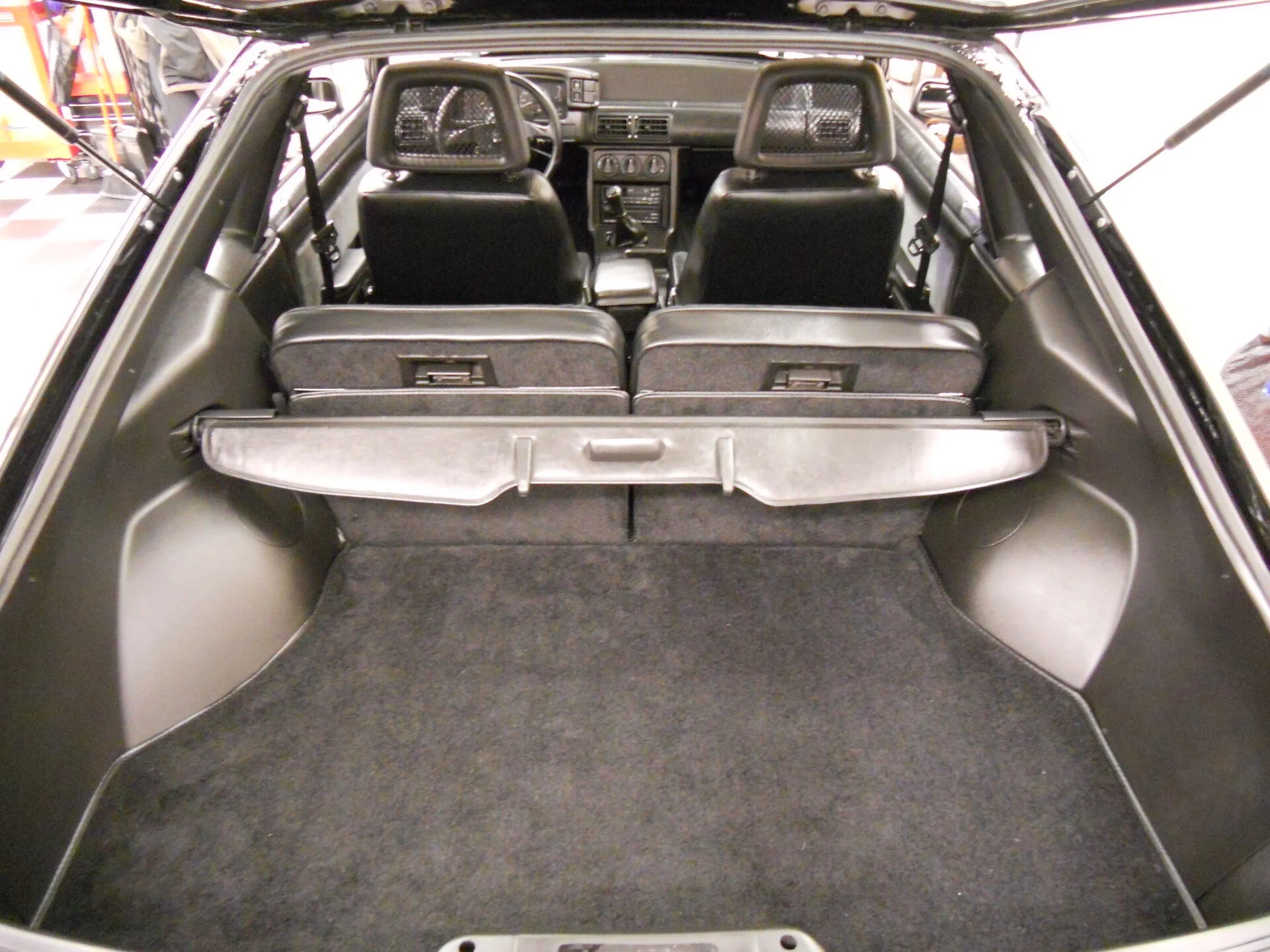 88 T-top Interior (144).webp