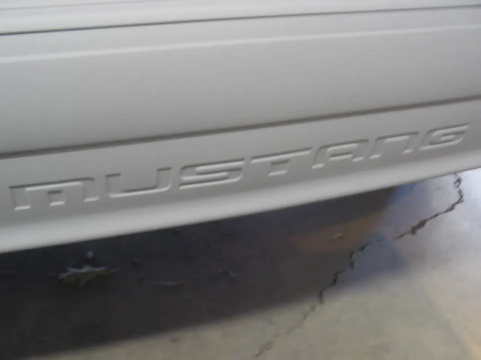 88mustangbodywork076.webp