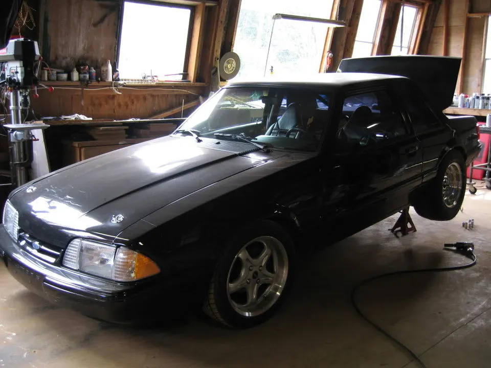 88MUSTANGDADSGLASS005.webp