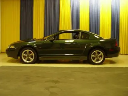 89086.2001.Ford.Mustang.webp