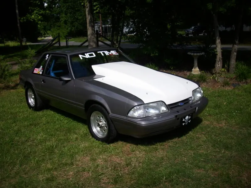 89MustangCoupe096.webp