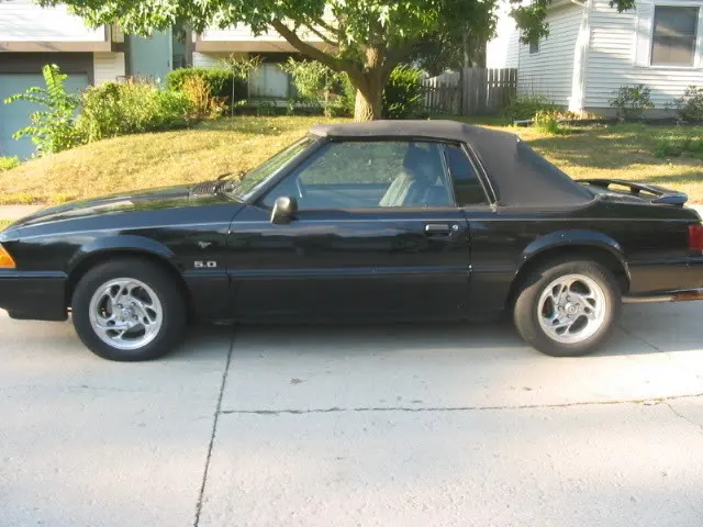 89MustangLX010.webp