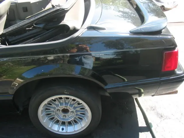 89MustangLX032.webp