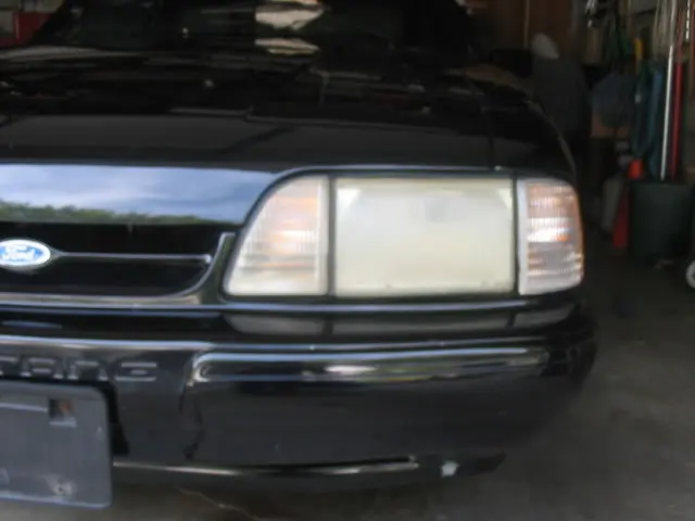 89MustangLX041.webp