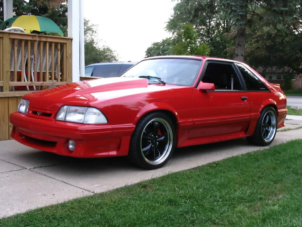 90-red-mustang-gt-1[1].webp