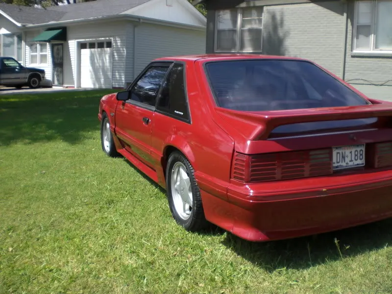 91mustang006.webp