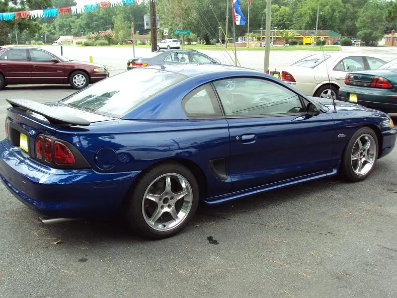 96mustanggtrearquarter.webp