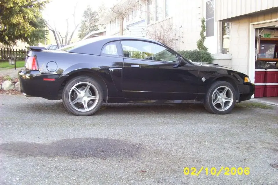 99Mustang_GT0002.webp